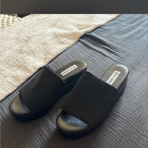 Steve Madden Black Platform Slide Mules